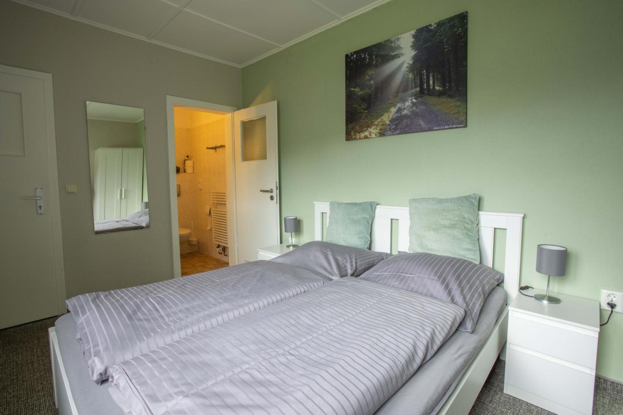 Pension Am Waldesrand Ilmenau Exterior foto